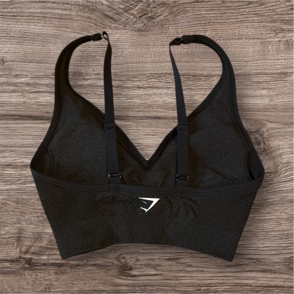 Gymshark Vital V-neck Black Marl Sports Bra - Picture 2 of 3
